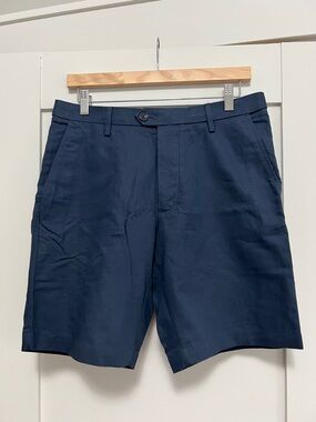 Charles Tyrwhitt Navy Flat-Front Men's Shorts